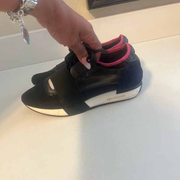 Balenceaga Shoes - Balenceaga Women's Black Slip-On Runner with Pink Trim. Size 39